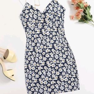 Plus Retro Floral Bodycon Mini Dress